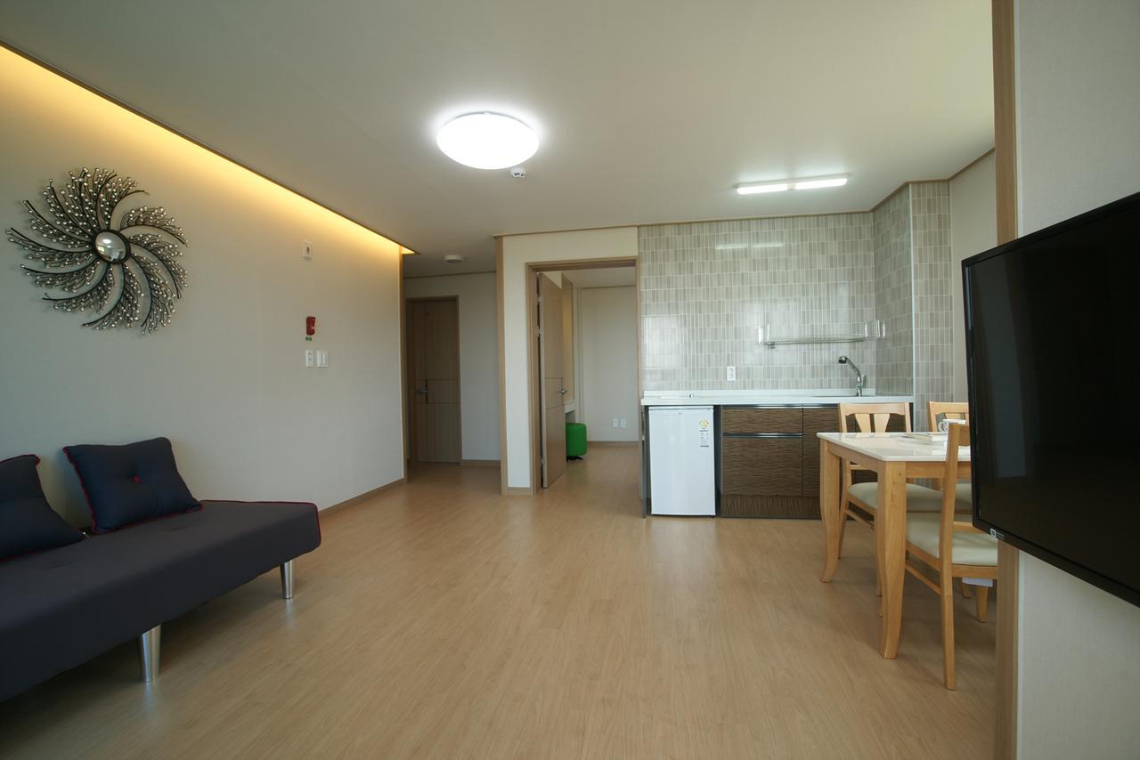 济州海洋山庄度假屋 西归浦市 外观 照片